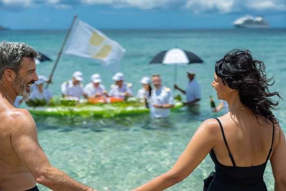 Seabourn Caviar In The Surf at Carambola Beach 2 ©Scott Martin & Aly Whitman.jpg